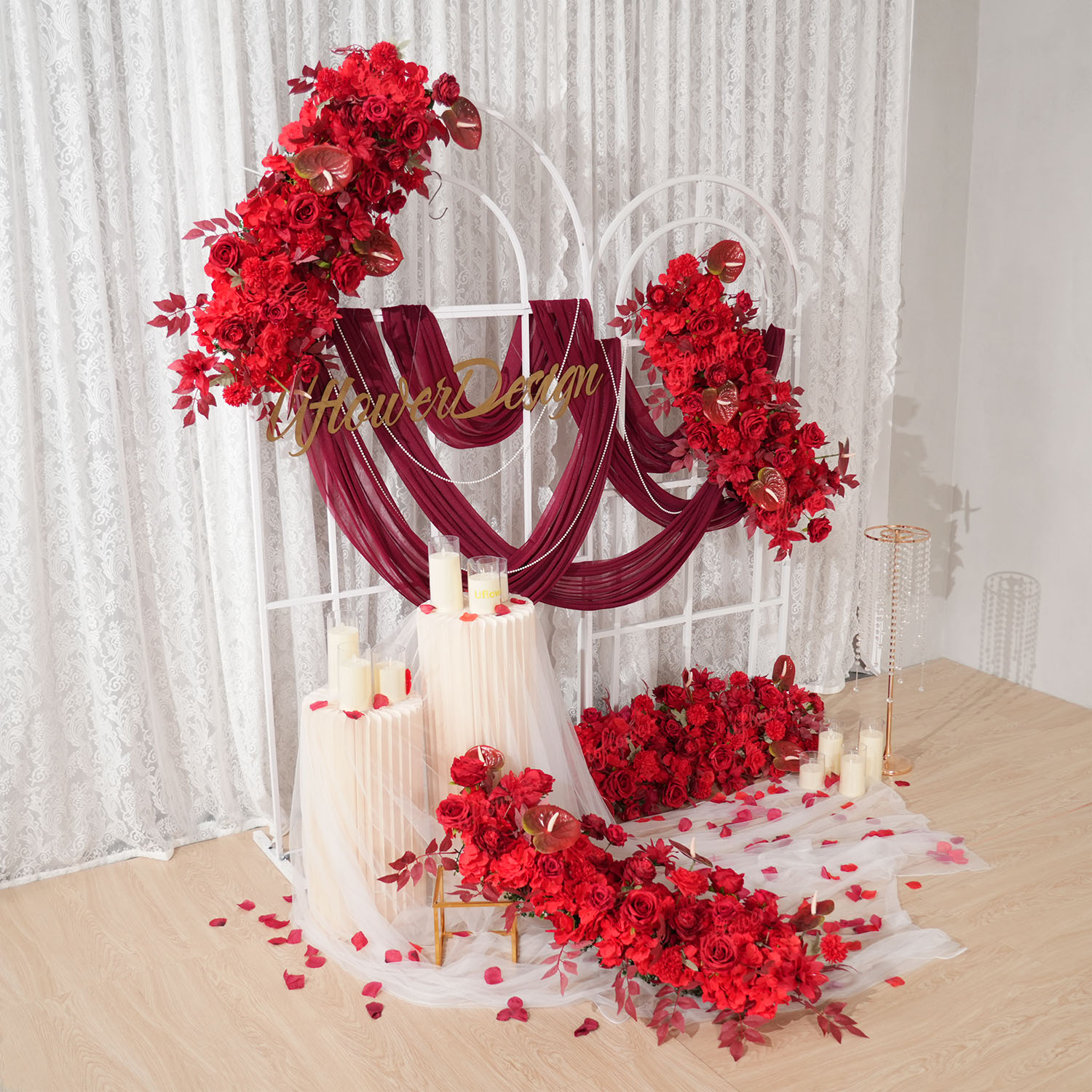 Ульявый красный цветочный ряд, – обзор и цена Wedding Arch Flower